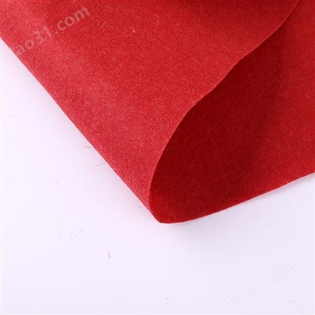 厂家定制针刺毛毡布 防滑红地毯厂家 定制针刺婚礼婚庆一次性红地毯