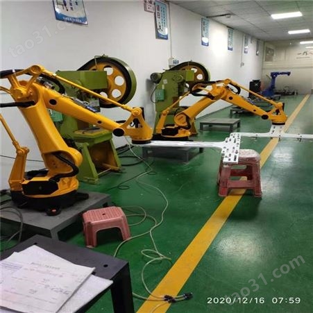 重庆冲压机器人厂家三次元机械手全自动操作 省时省力