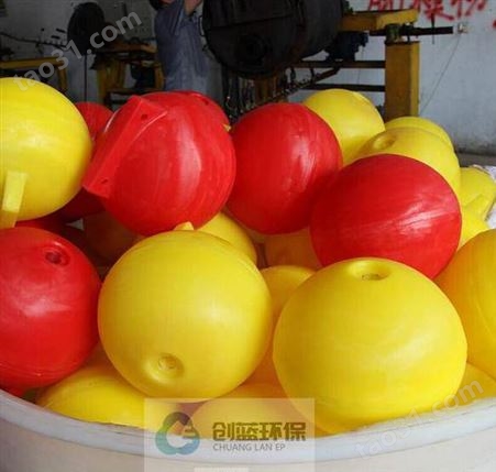 厂家供应直径300mmPE浮球 塑料浮球海上隔离浮球海滩围栏分界塑料浮球