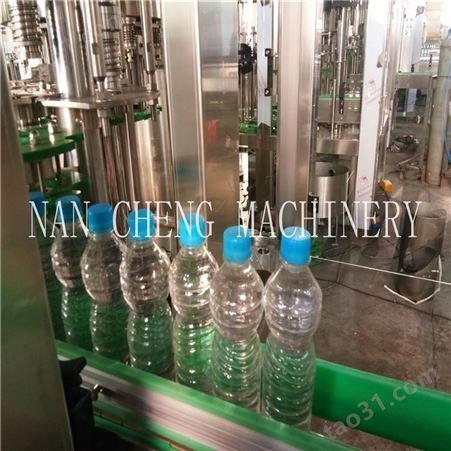 小瓶水灌装机-纯净水-矿泉水-瓶装水-三合一灌装机生产厂家