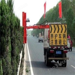 江苏徐州高速公路隔离带除草机 车载高速公路绿篱机提高工作效率