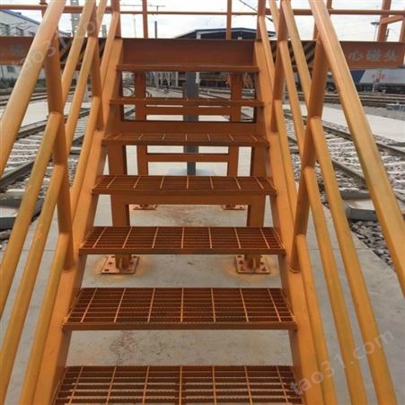 镀锌钢梯踏步板 湛江楼梯踏步板 钢结构楼梯踏板 镀锌格栅板 宁达金属 齿形格栅板