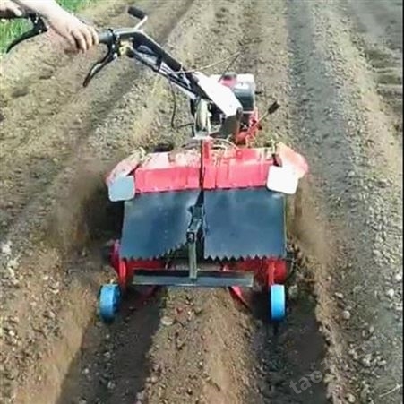汽油两驱菜地除草机 手扶式农用微耕松土机 果园旋耕施肥管理机