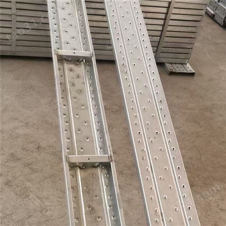 建筑钢跳板厂家 3米钢跳板供应商