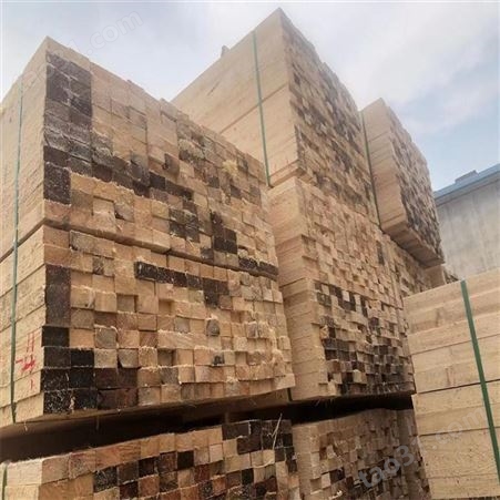 呈果木业建筑方木批发工程建筑方木批发规格定制厂家供应