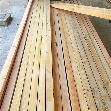 樟子松建筑木方价格查询出售 樟子松板材