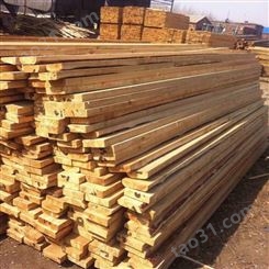 建筑方木加工 呈果木材加工厂家长期定制批发4x8建筑木方
