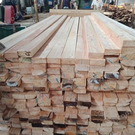 呈果木业建筑木方木材铁杉白松辐射松木材加工厂供应